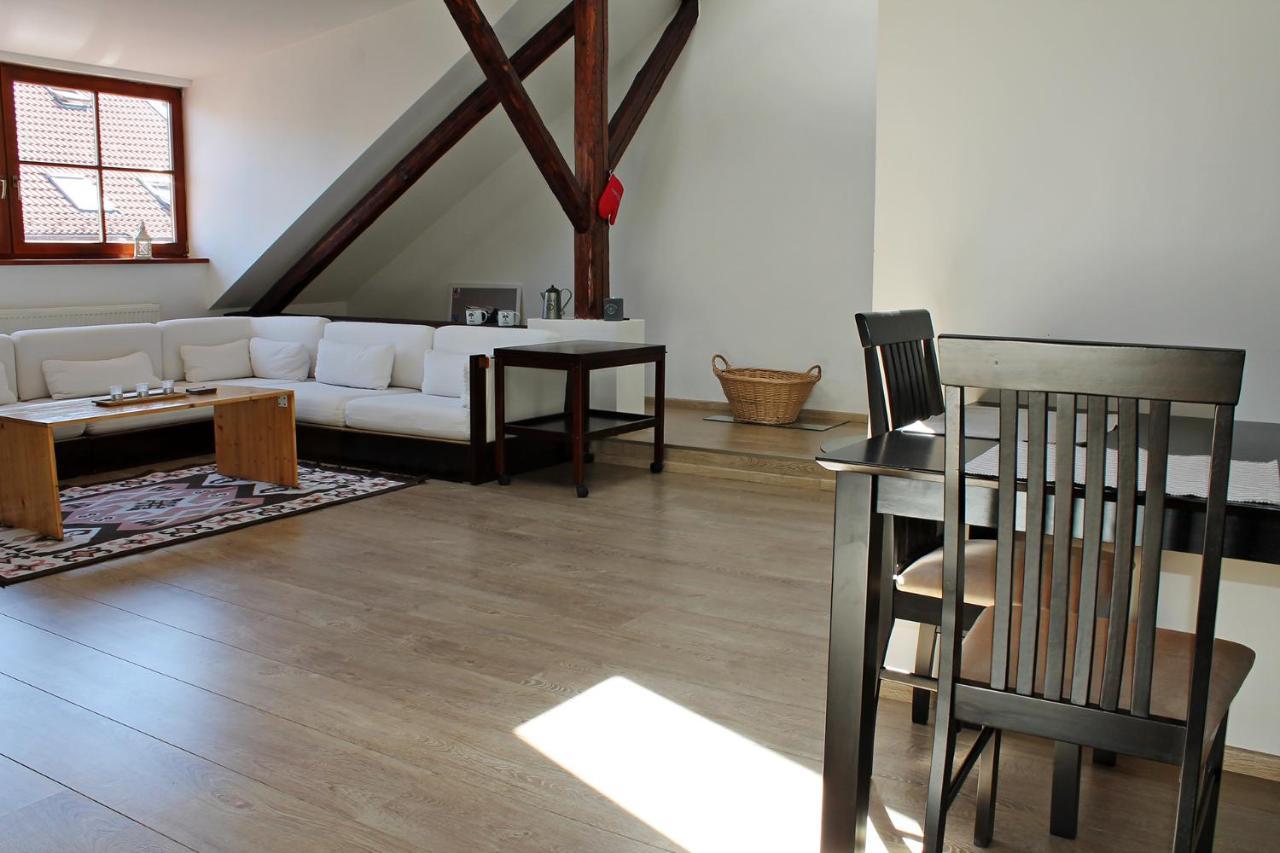 Attic With Parking, Near The Center Of Cb - 110M2 Apartment Ceske Budejovice Luaran gambar